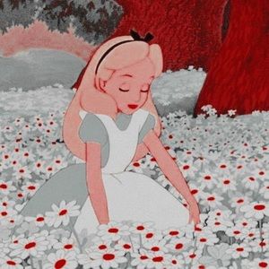 Meet your Posher, Madeline